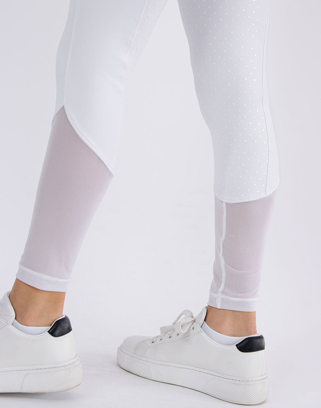 BecaVal Majestic Full-Seat Breech in White