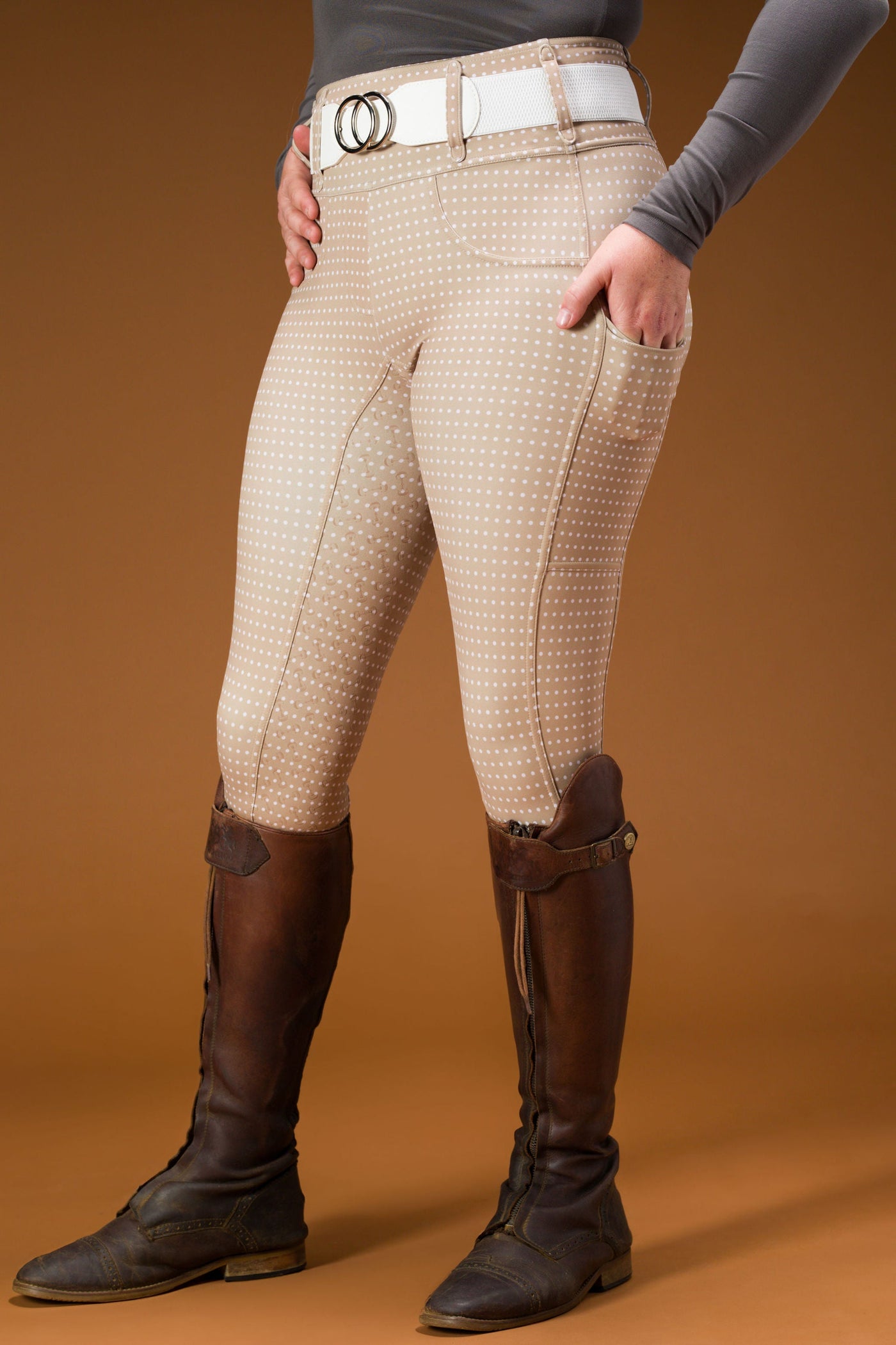 Athletic Breech - Linen & Pearls