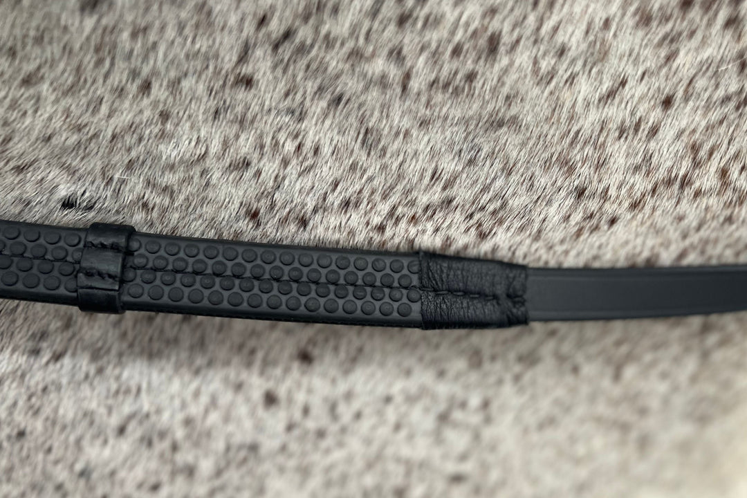 Super Grip Reins -Heavy Rubber Rein for Ultimate Grip- Hand Stops 5" (13cm) Apart