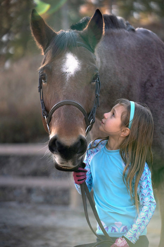 Love Your Pony in Blue — Kids&