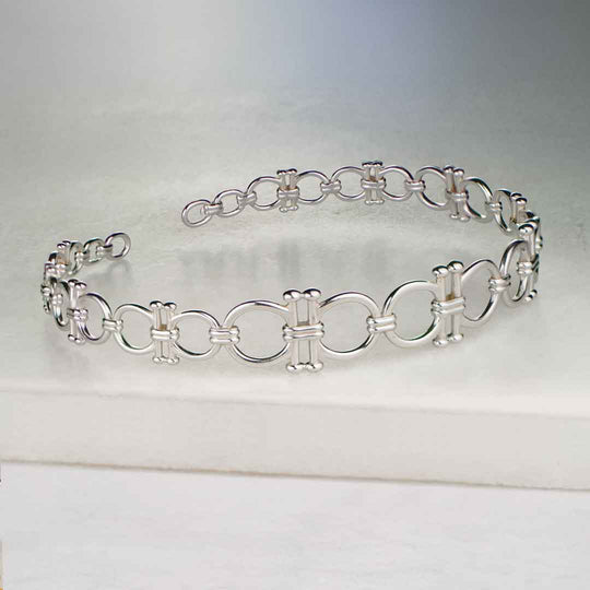 Bocara - Equestrian Horse Bit Choker Necklace in Silver