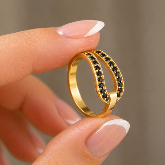 Levade - Black Moissanite Equestrian Horseshoe Ring in Gold