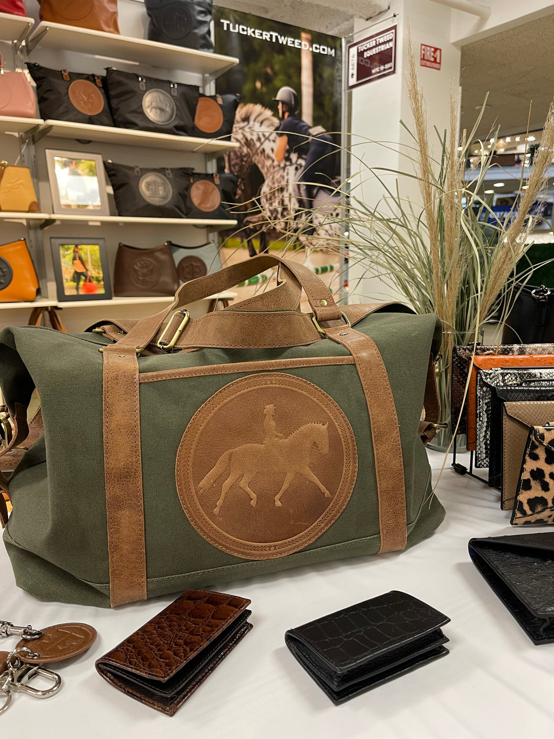 BARN DUFFLE